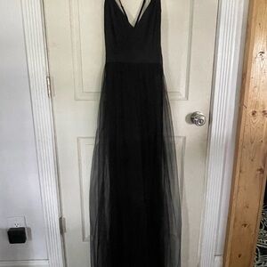Windsor Black Sleeveless V-Neck Prom Gown